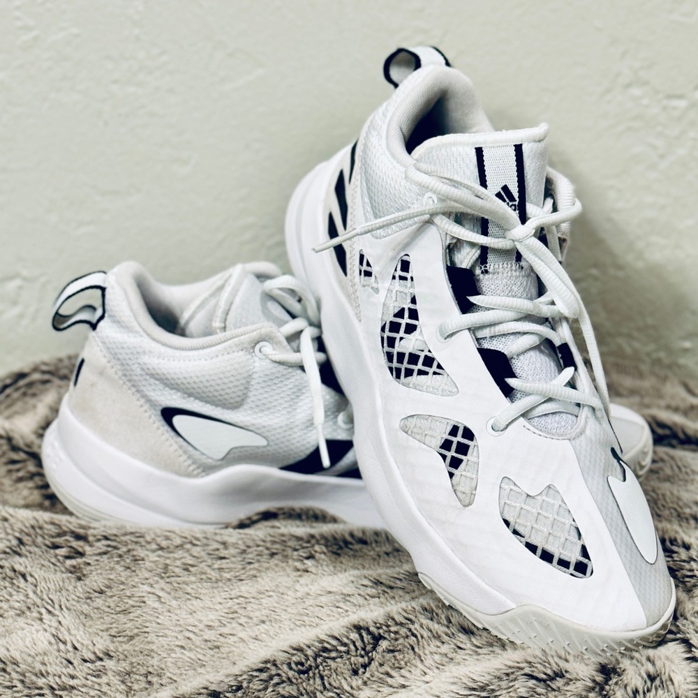 adidas Unisex-Adult Pro N3xt 2021 Basketball Shoe